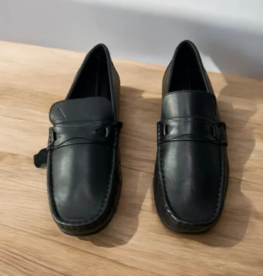 Men's Classic Black Loafers