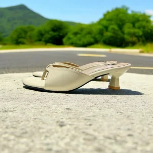 Elegant Beige Heel Sandals
