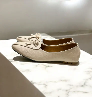 Elegant Bow Loafers